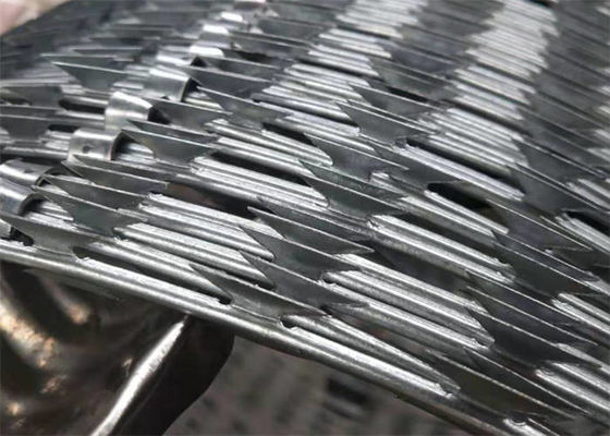 Anticorrosivo Concertina Razor Wire Coil Hot Dip Galvanizado Concertina Barbed Wire