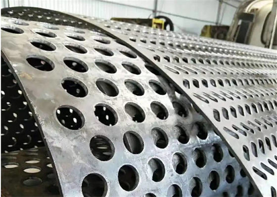 Ferro de aço perfurado de aço carbono leve